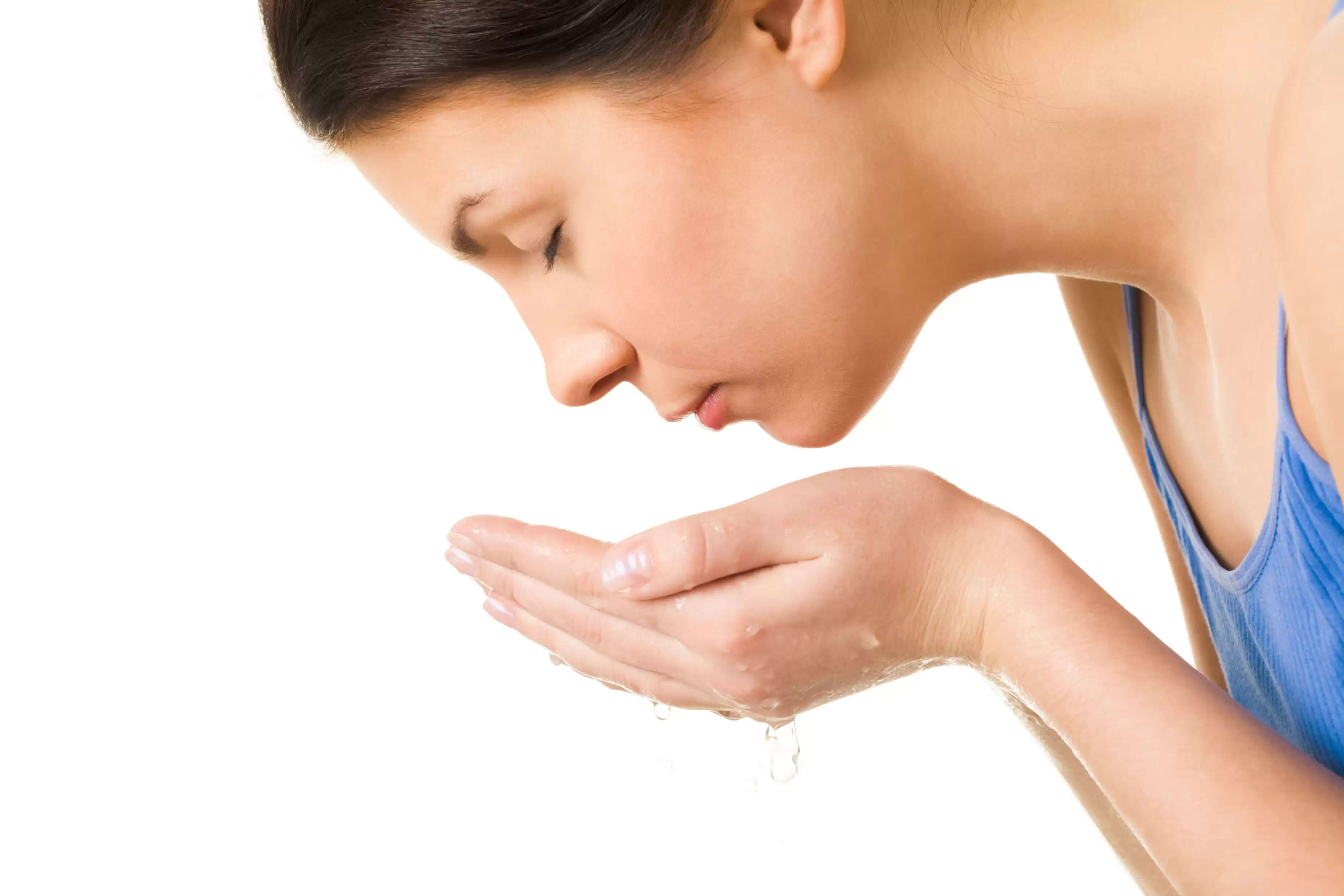 Salicylic Acid Face Wash Makes Short Shrift Of Skin Blemishes